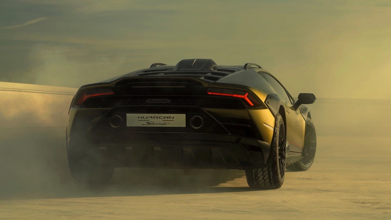 Lamborghini Sterrato 19